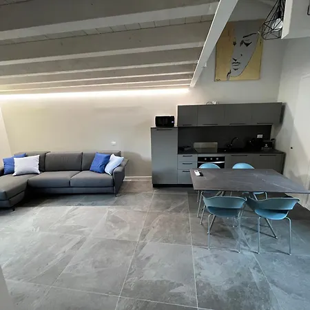 La Casa Incartata Апартаменты *